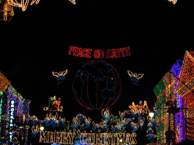 08Christmas121408_15